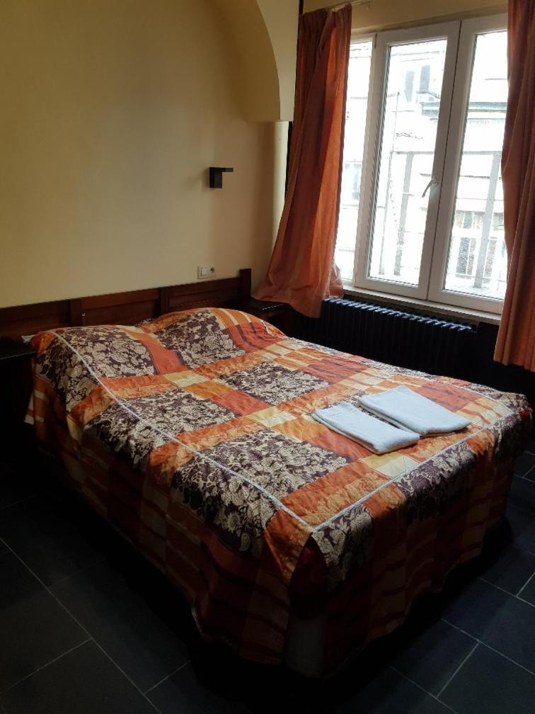 Hotel La Potiniere Schaerbeek Экстерьер фото