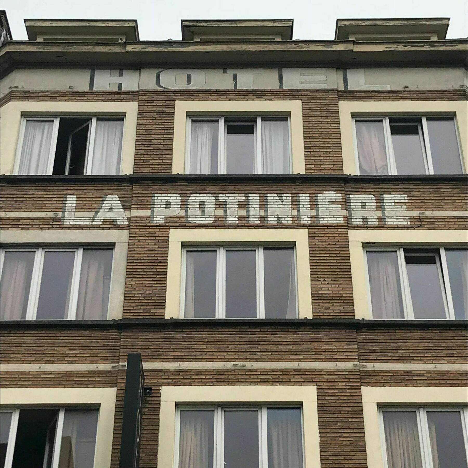 Hotel La Potiniere Schaerbeek Экстерьер фото